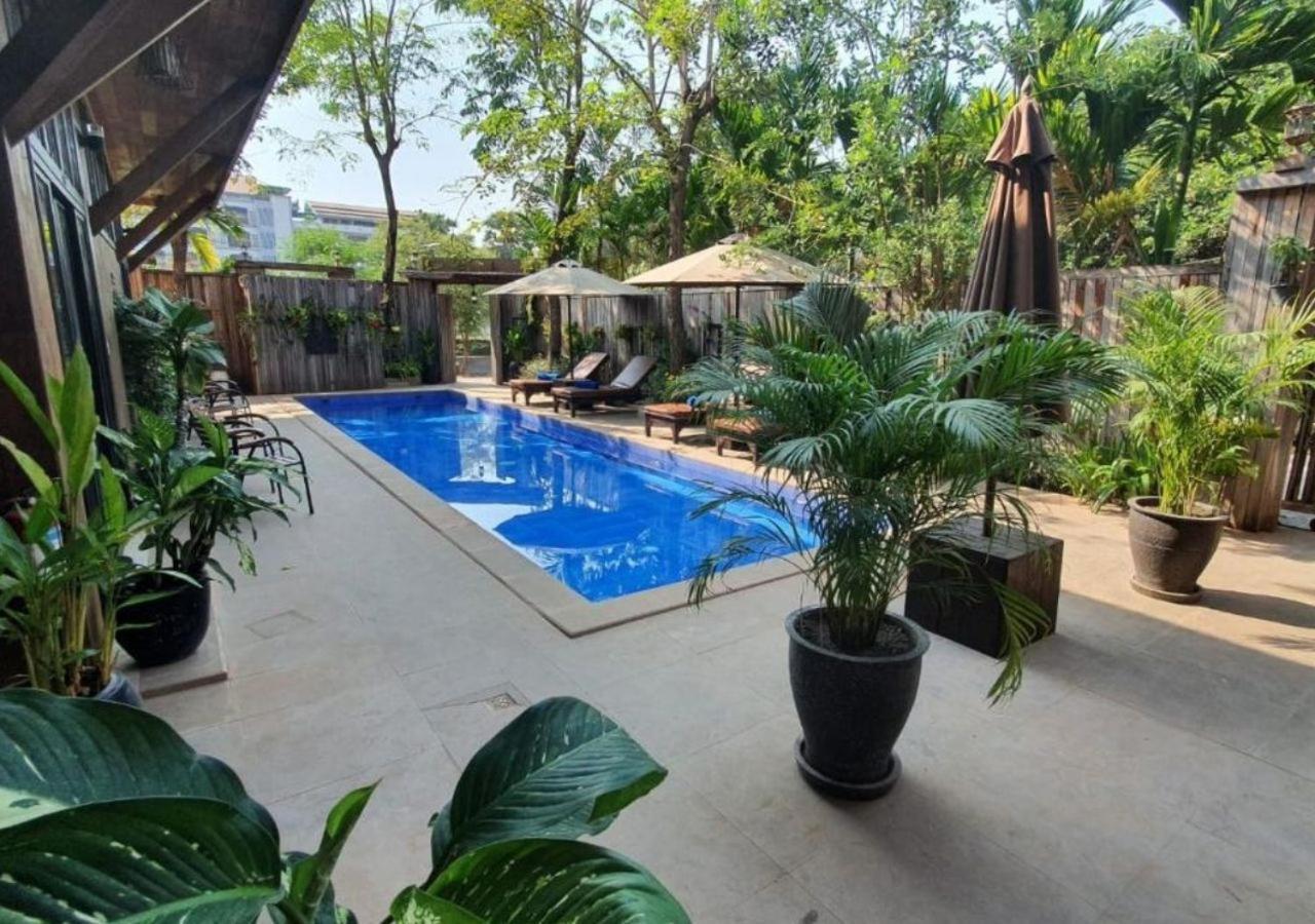 Three Little Birds Hotel Siem Reap Exterior photo